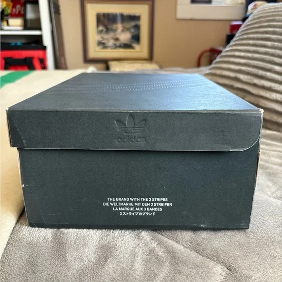 Adidas NMD R1 - Picture 14 of 15